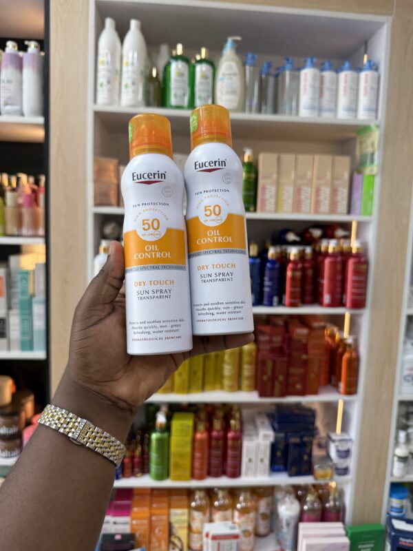 Sun Body Oil Control Aerosol Spray SPF 50 - Image 1
