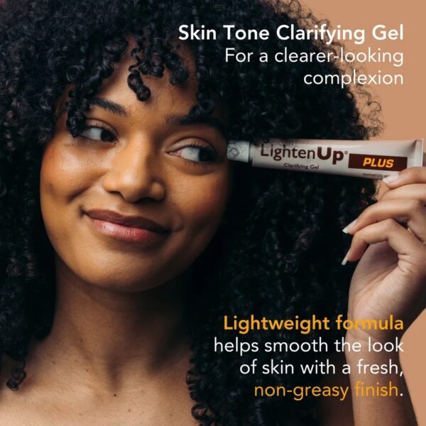LightenUp Plus Clarifying Gel With Alpha Arbutin 30g - Image 2